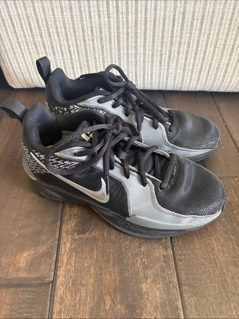 Nike Kids Sabrina 2 Basketball Shoes
